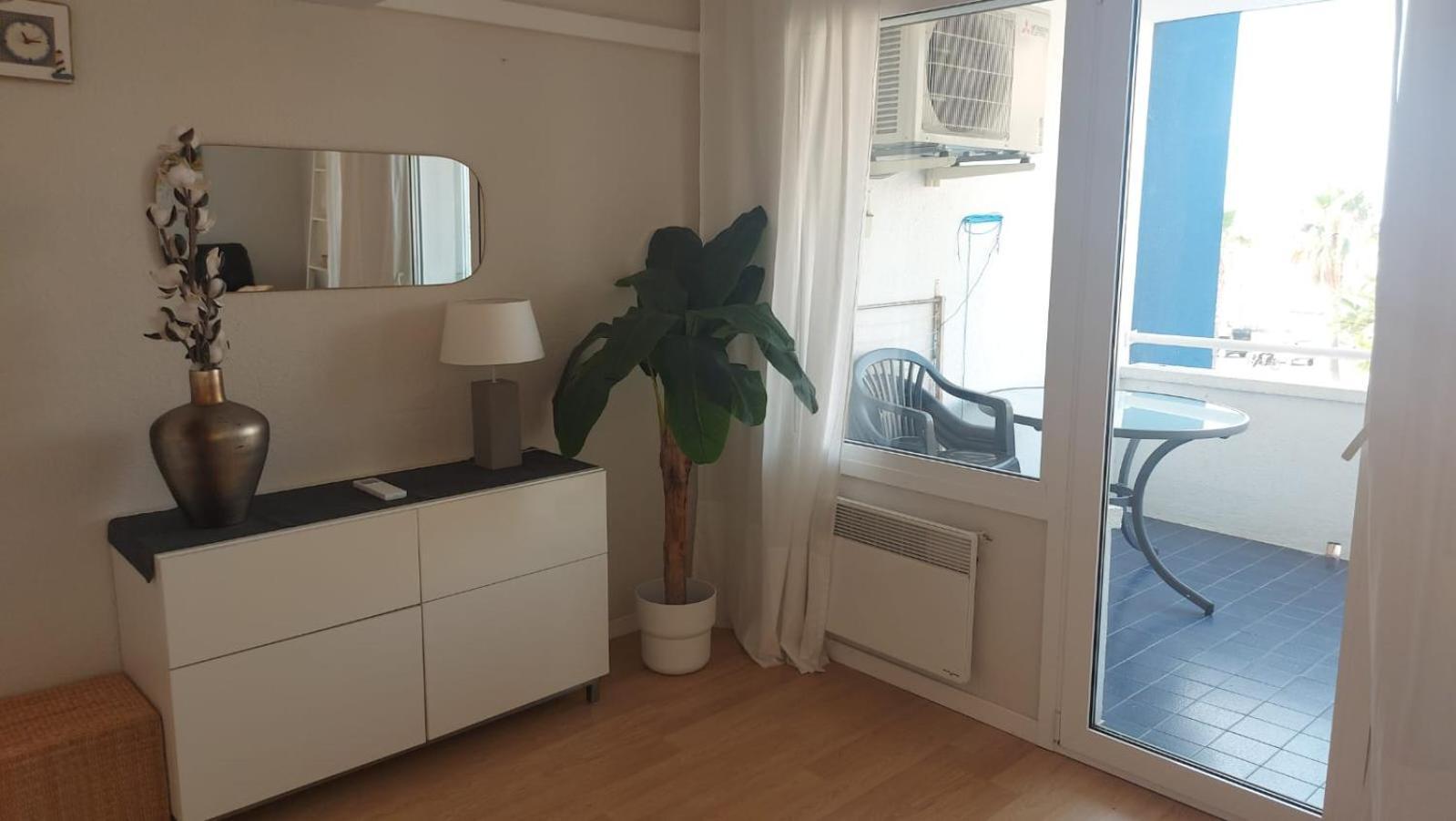 1ª Linea Reformado Y Frente Al Puerto Deportivo Firmamos Contrato Si El Cliente Lo Solicita Aunque Es Necesario Hacer La Reserva Para Poder Comunicarse Hospitalet De L'Infant Εξωτερικό φωτογραφία